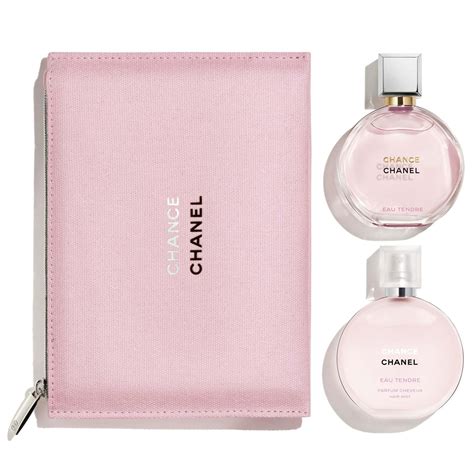 chanel chance eau tendre gift set macy's|Chanel Chance Eau tendre refill.